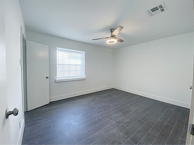 Building Photo - 1801 Huldy St