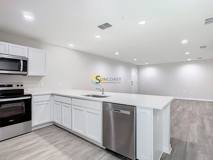 Building Photo - 3821 SW 43rd Ct