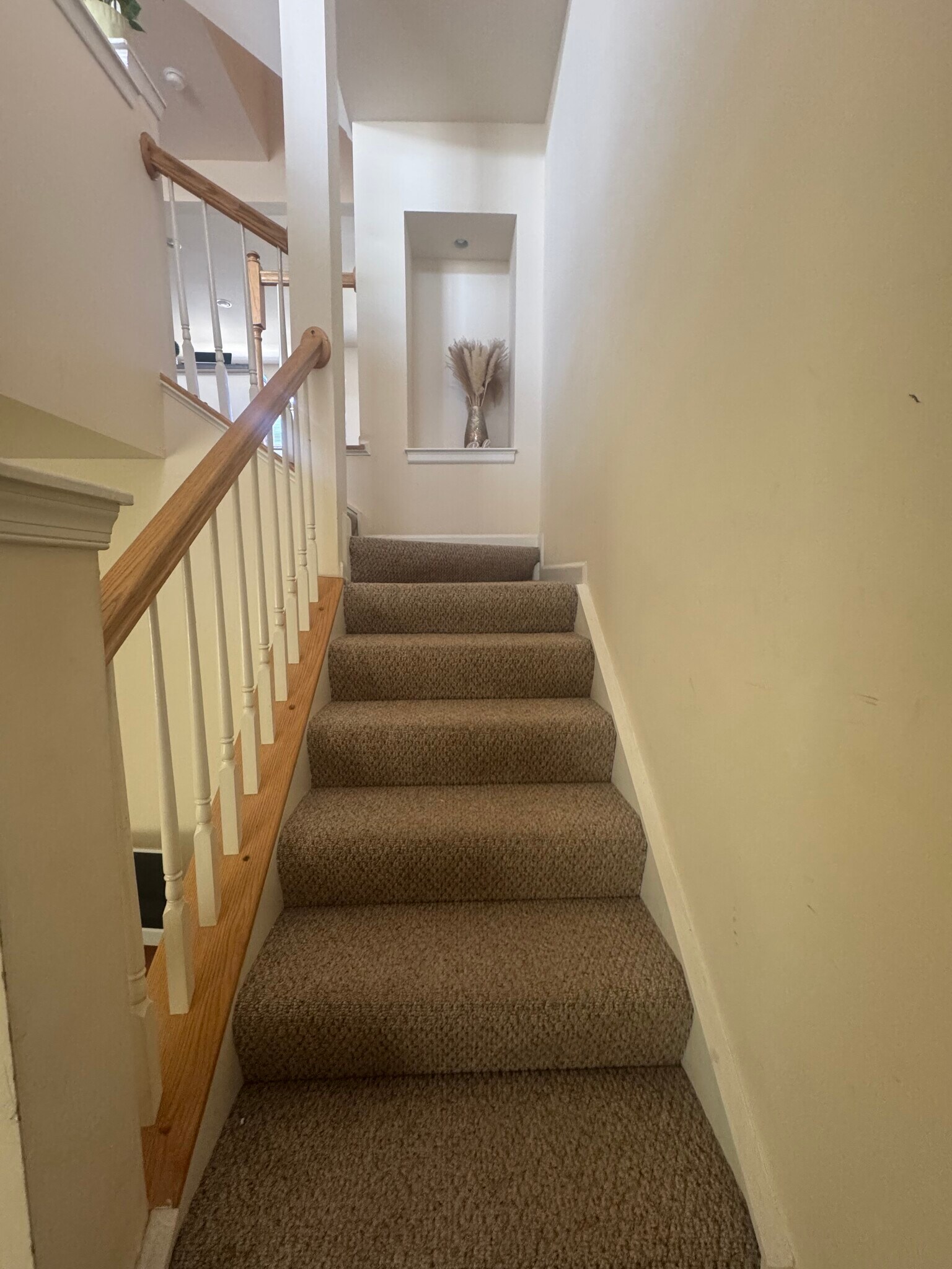 Building Photo - 2112 Lockwood Dr