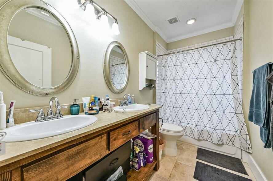 Building Photo - 1712 Blodgett St