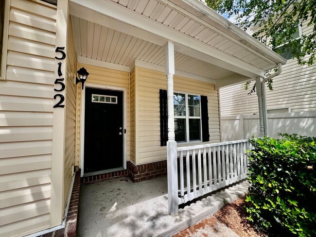 Building Photo - 3 bedroom home in sought after Whitaker Place, Virginia Beach