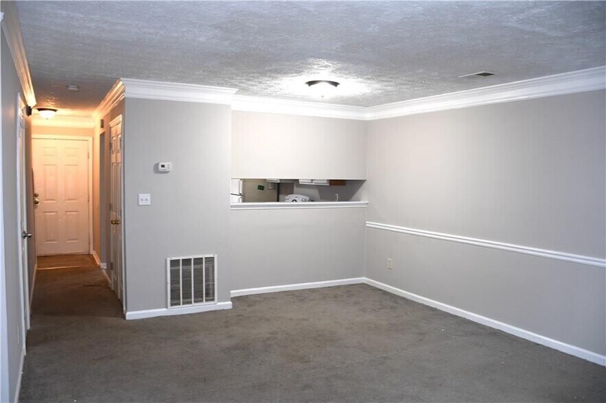 Building Photo - 3189 Kingswood Glen