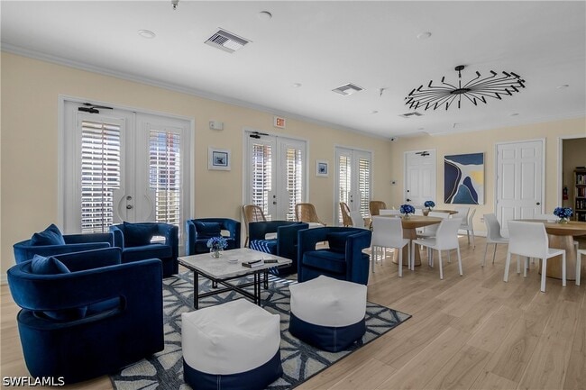 Building Photo - 451 Bayfront Pl
