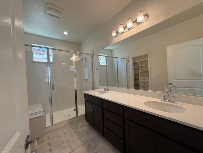 Building Photo - 3654 el Dala Ln