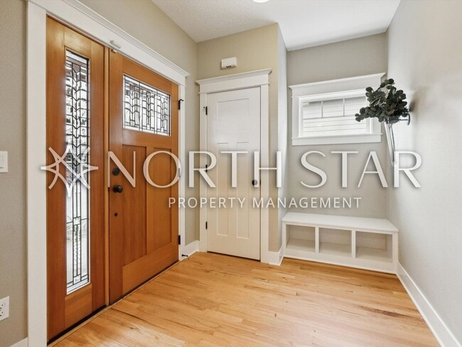 Building Photo - Exceptional Custom Home with Fully Appointed ADU in Prime John’s Landing Location