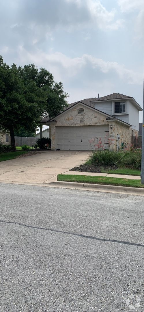 Building Photo - Charming 4BR/2.5B House in Round Rock