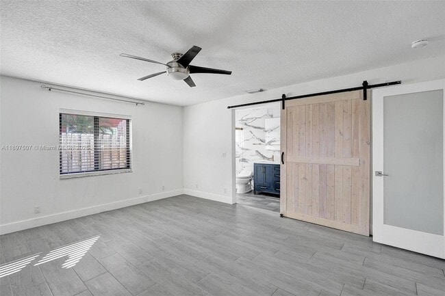 Building Photo - 8105 SW 19th St