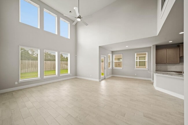 Building Photo - 18227 Windy Knl Wy