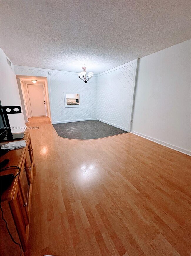 Building Photo - 8100 Sunrise Lakes Blvd