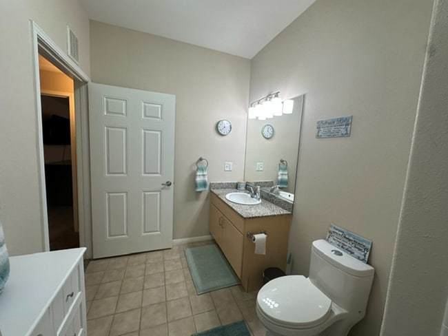 Building Photo - Downtown Fully Furnished 1BR Condo Near Balboa Park with Parking