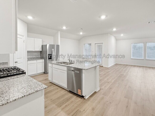 Building Photo - 1629 Topaz Trl