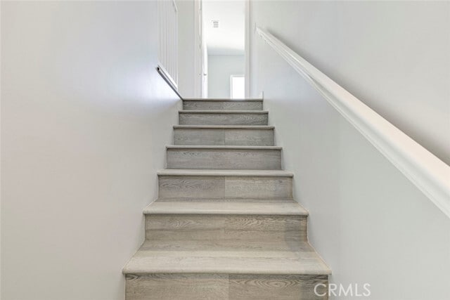 Building Photo - 10499 Yolanda Ave