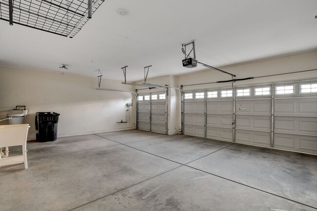 Building Photo - All Single Story Community! 4 Bedroom with Pool & RV Parking! Incredible Strip Views!