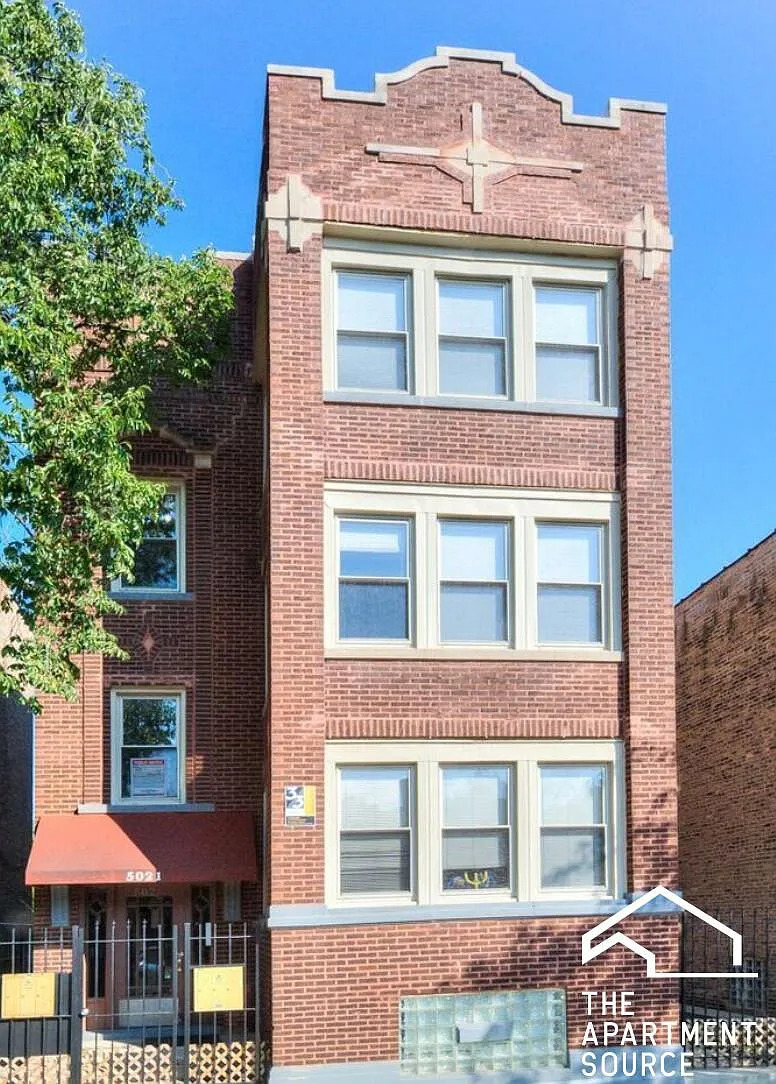 Building Photo - 5021 N Ashland Ave