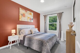 Building Photo - Saint Cloud - Multi Unit