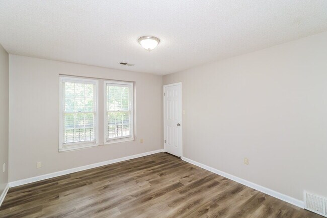 Building Photo - 57 S Sanga Rd