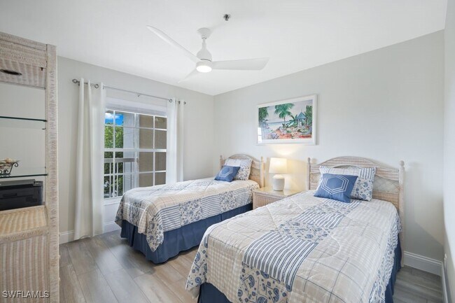 Building Photo - 4130 Bayhead Dr