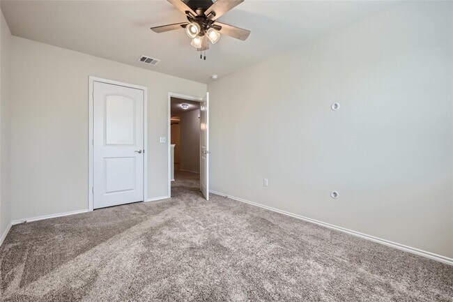 Building Photo - 10504 Abana Way