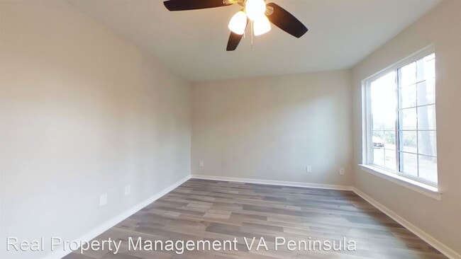Building Photo - 2 br, 2 bath House - 242 Dockside  Unit A