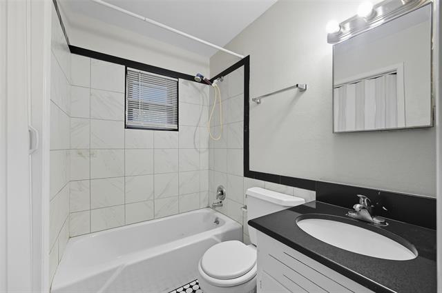 Building Photo - 3512 Park Ridge Blvd