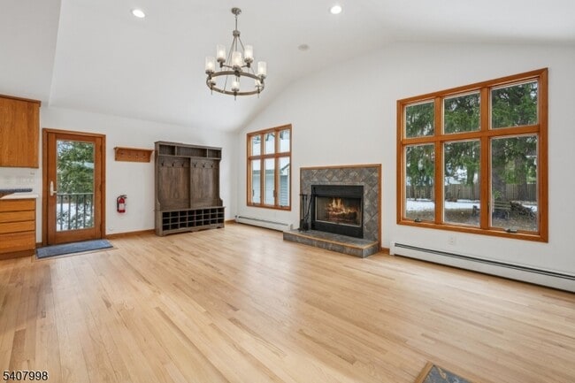 Building Photo - 20 Fairmount Rd