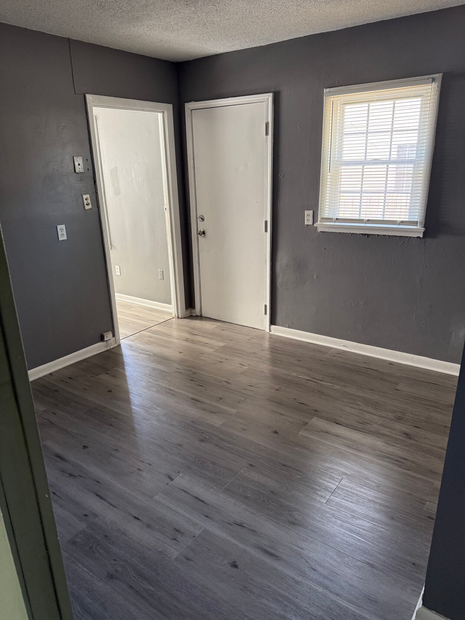 Building Photo - 3394 Pine Ridge Ln