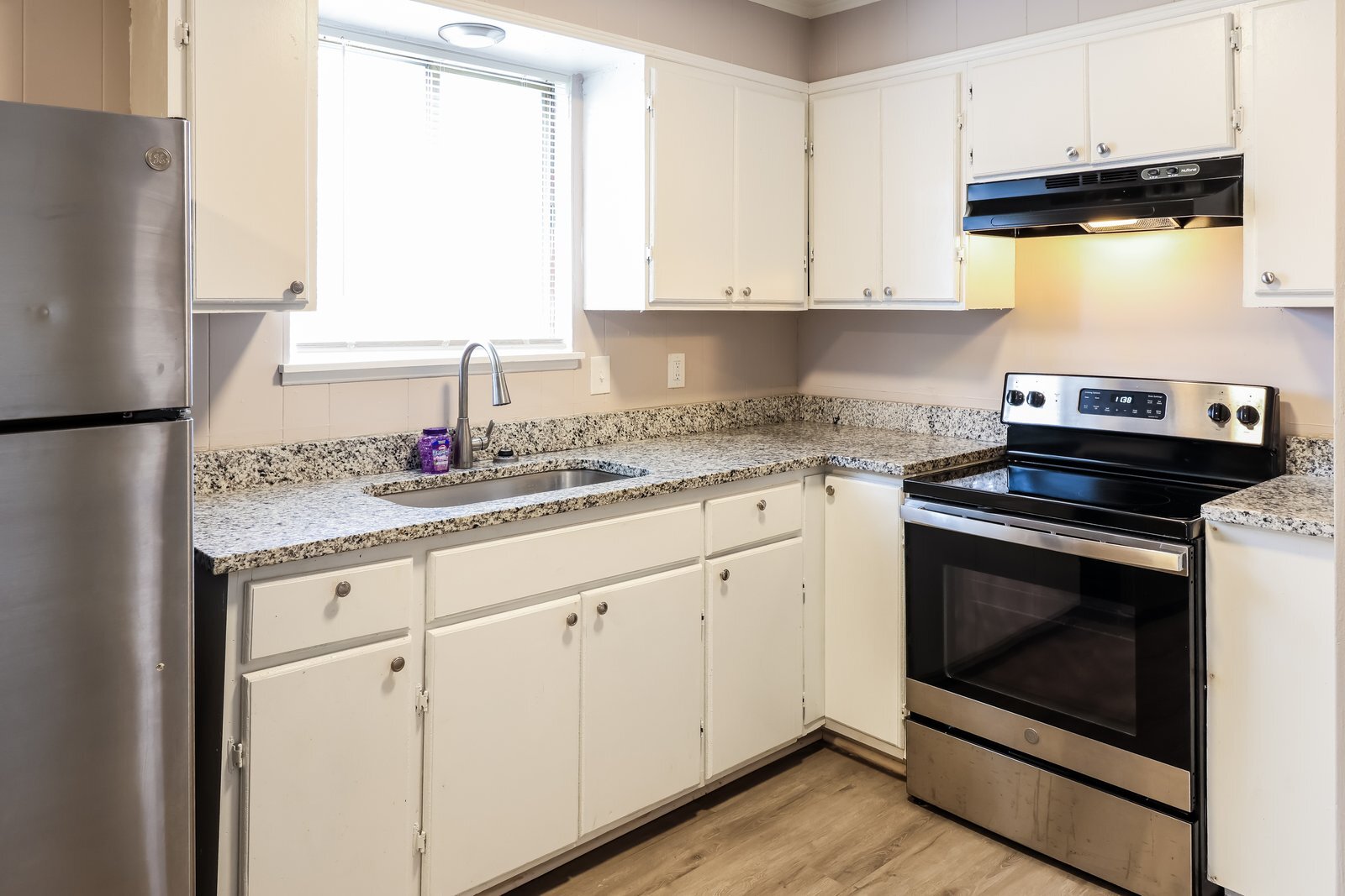 Building Photo - 5301 Keats Dr