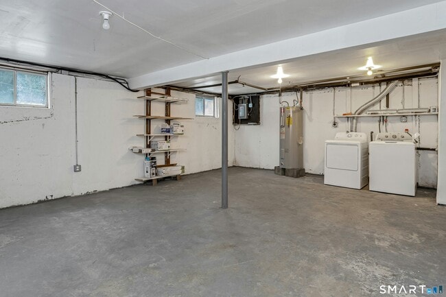 Building Photo - 85 Burwood Ave