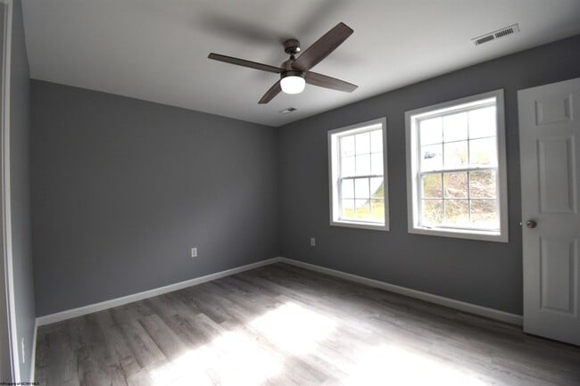 Building Photo - 822 Puzzle Pl