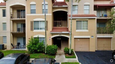 Building Photo - 4021 San Marino Blvd