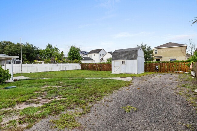 Building Photo - 3324 Sunrise Blvd