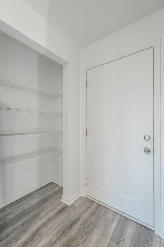 Building Photo - 73 Shallowford Rd