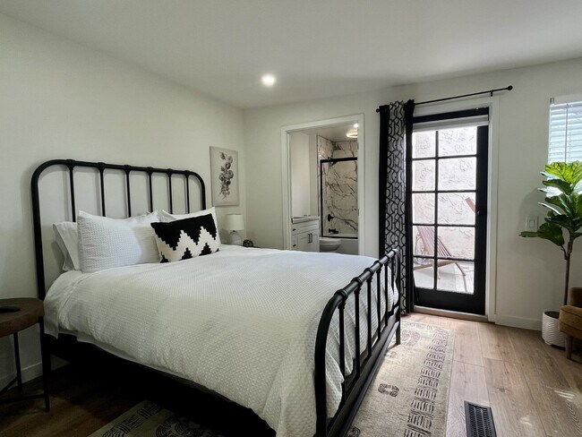 Building Photo - 6111 Rancho Mission Rd