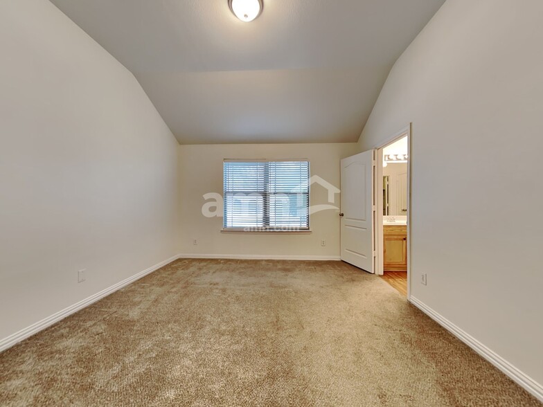 Building Photo - 7253 Tin Star Dr