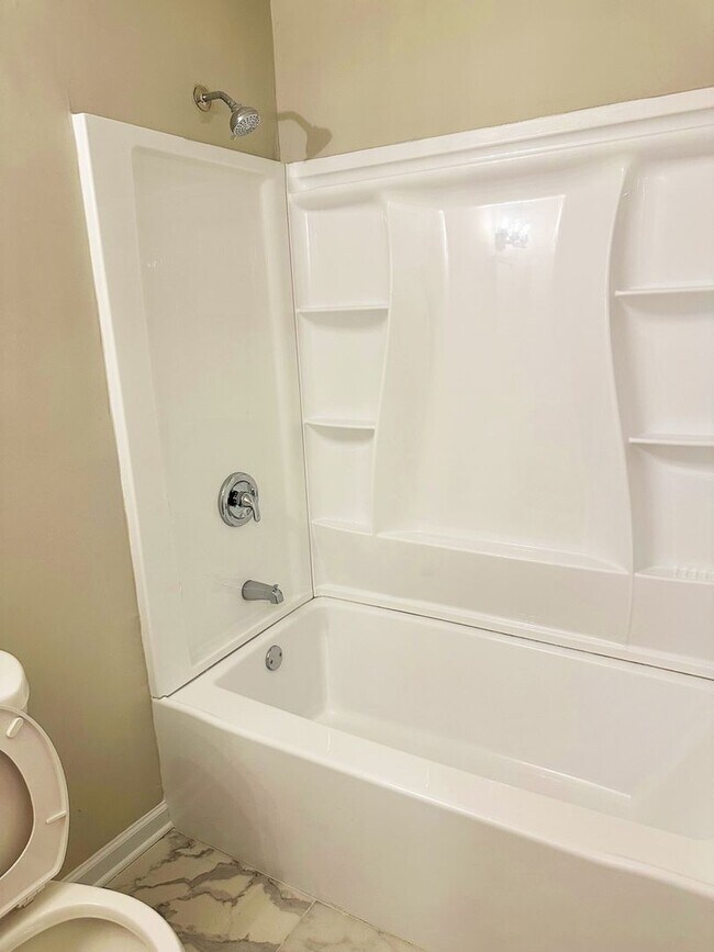Building Photo - Charming 3BR House in Atlanta