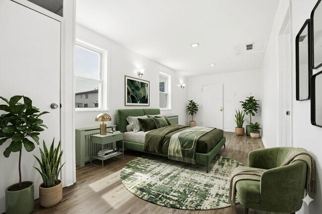 Building Photo - 826 7th St
