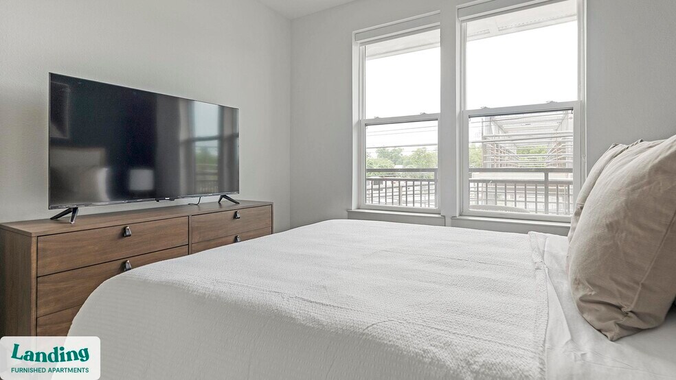 Building Photo - 3706 Goodwin Ave