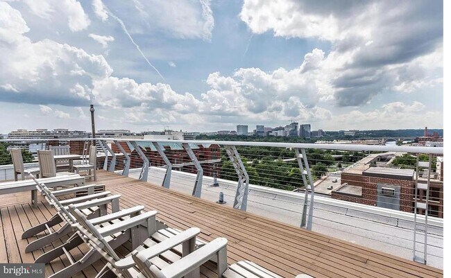 Building Photo - 2515 K St NW