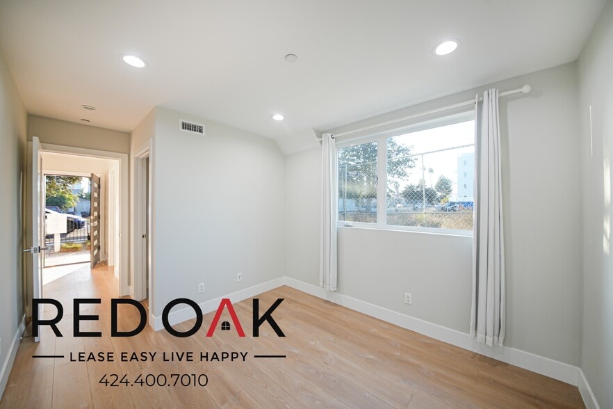 Building Photo - 4444 S Slauson Ave