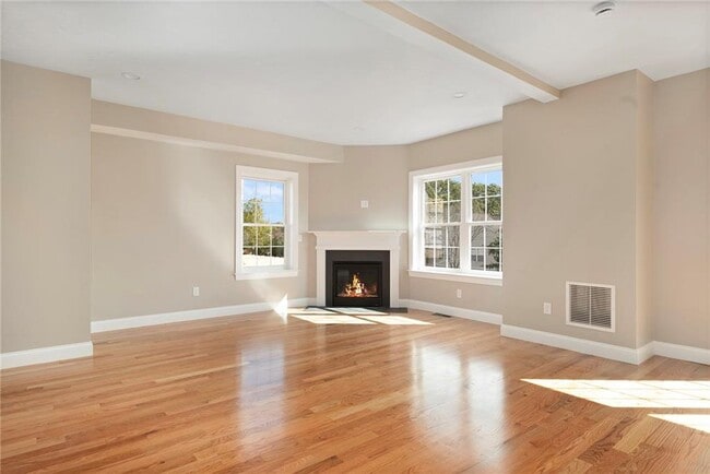 Building Photo - 1401 Hunting Hill Dr