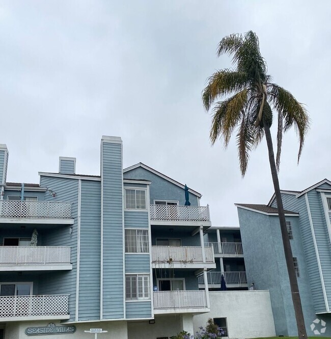 Building Photo - Alamitos Beach Spacious Condo