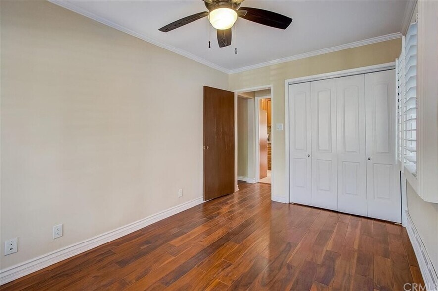 https://my.matterport.com/show/?m=jzeRU6tT8Ln - 1331 N Lincoln St