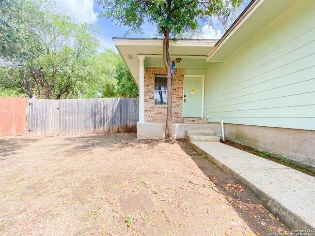 Building Photo - 109 Hughson Ct