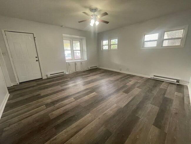 Building Photo - Welcome to your next chapter in comfort, c...