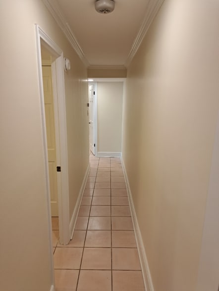 Building Photo - 617 Dauphine St