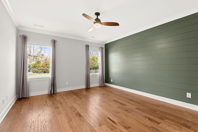 Building Photo - Former Model Home in the highly coveted Jackson Hills subdivision!