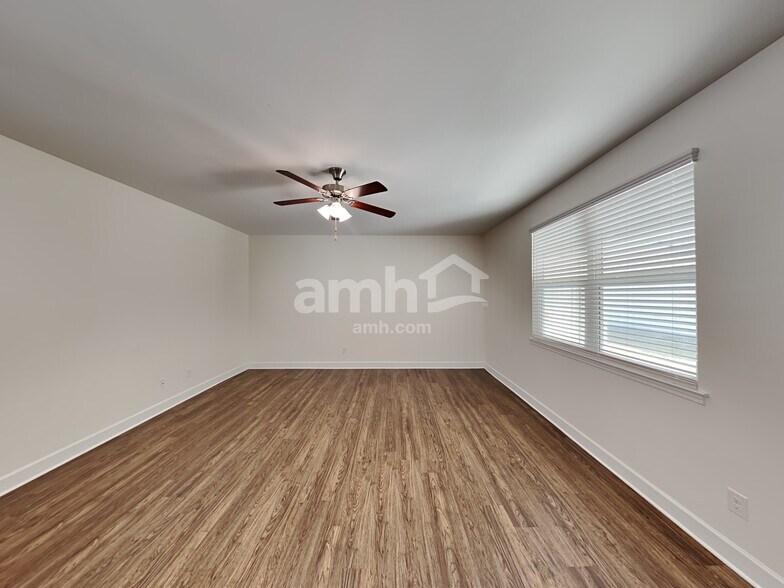Building Photo - 5072 Trailwater Dr