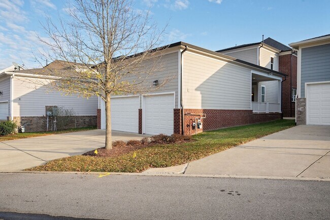 Building Photo - 1036 Clifton St