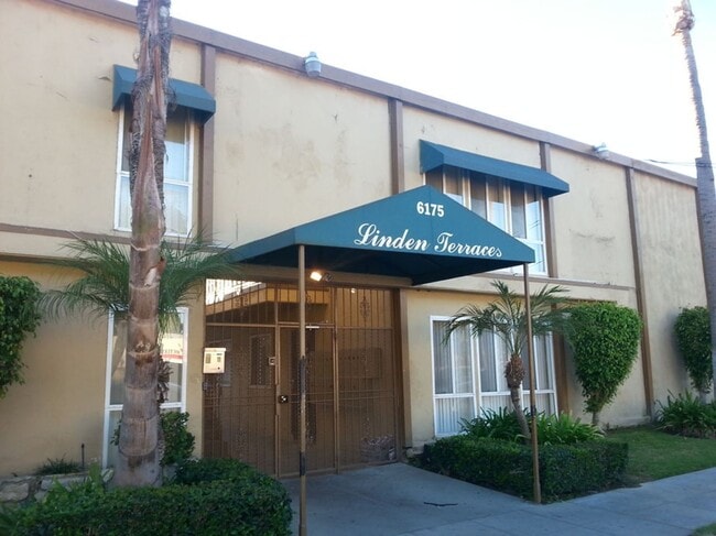 Building Photo - 6175