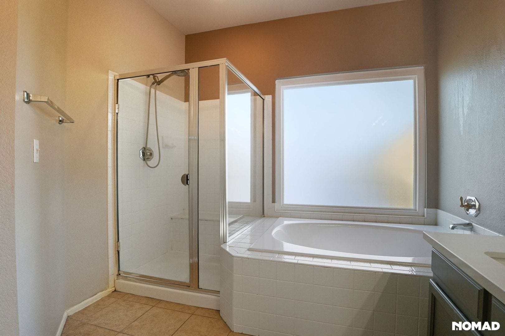 Building Photo - 16626 S 15th St